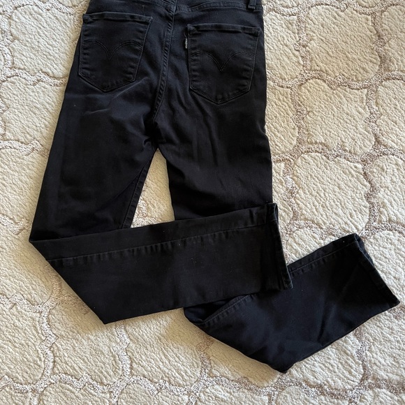 Levi’s 724 High Rise Straight Crop Jeans - Picture 2 of 7